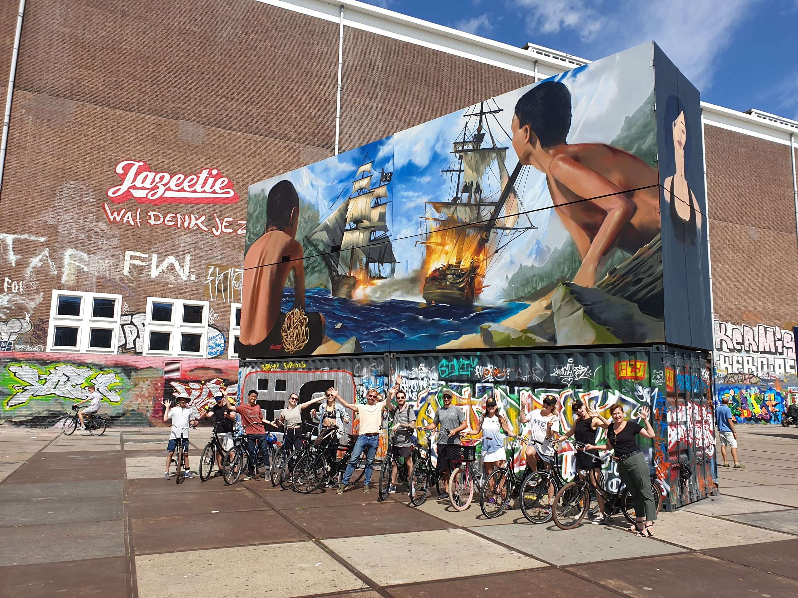 Biking tour NDSM Graffiti and Pop-up art